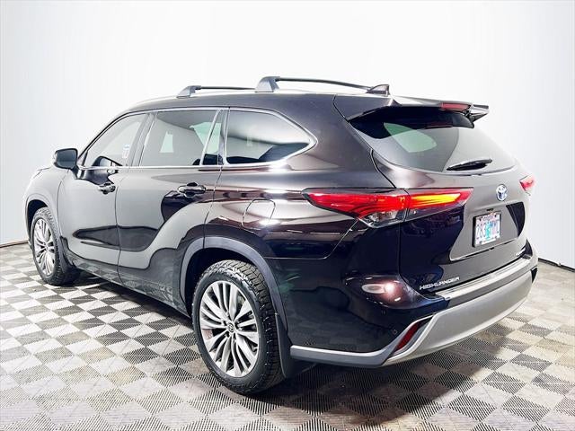 2020 Toyota Highlander Hybrid Platinum
