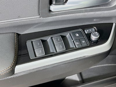 2025 Toyota Sienna Platinum 7 Passenger