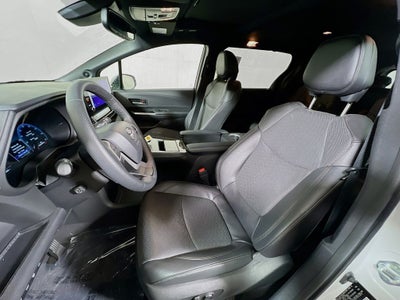 2025 Toyota Sienna Platinum 7 Passenger