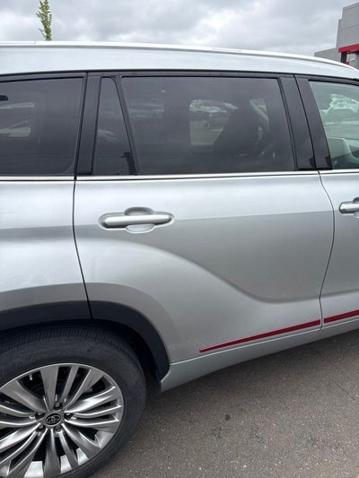 2022 Toyota Highlander Platinum