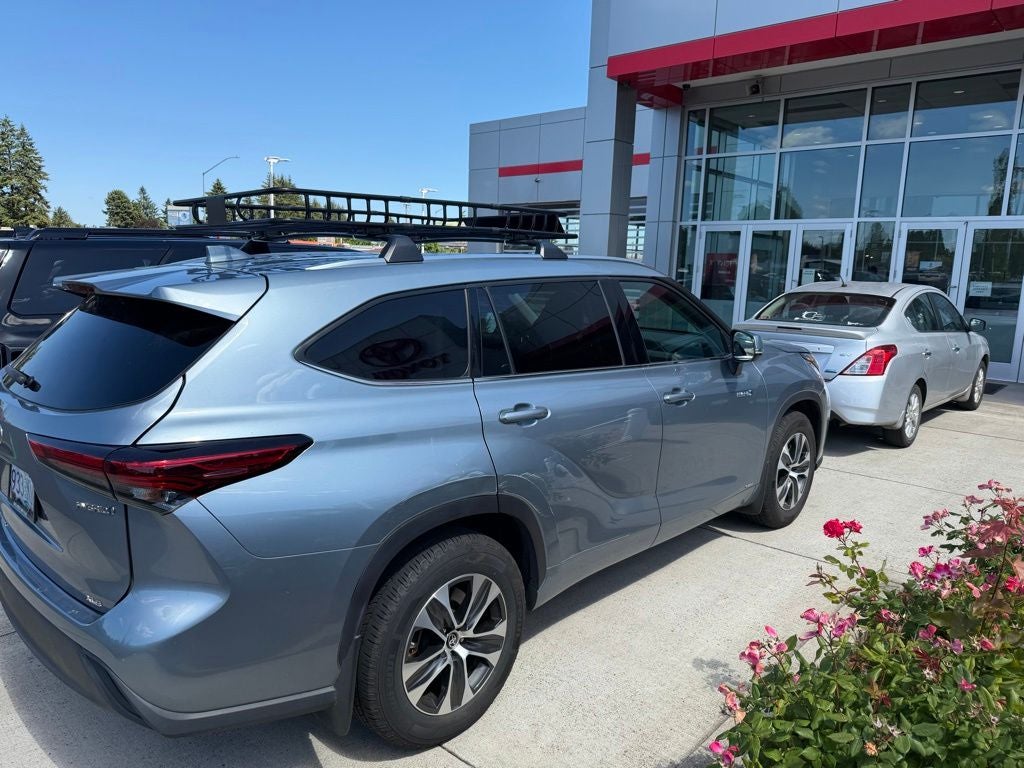 2021 Toyota Highlander Hybrid XLE
