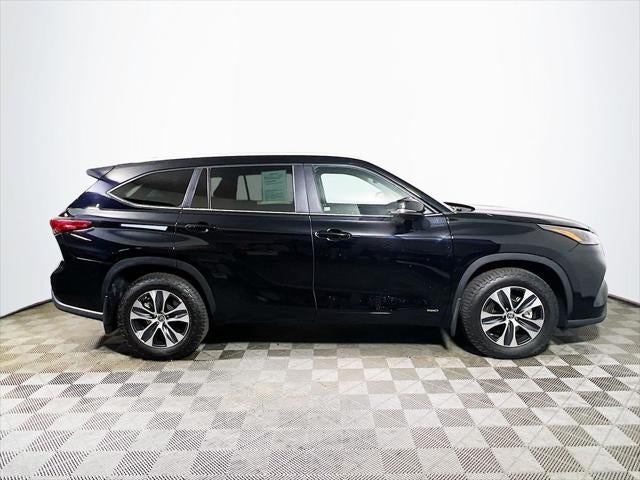 2023 Toyota Highlander Hybrid XLE