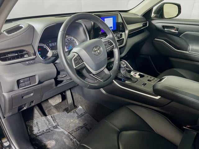 2023 Toyota Highlander Hybrid XLE
