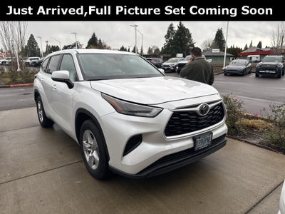 2023 Toyota Highlander L