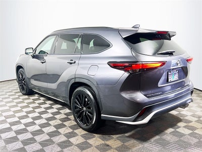 2024 Toyota Highlander XSE