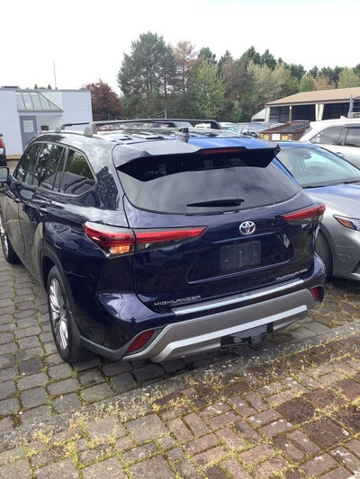 2023 Toyota Highlander Platinum
