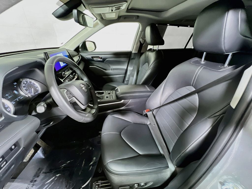 2024 Toyota Highlander XLE