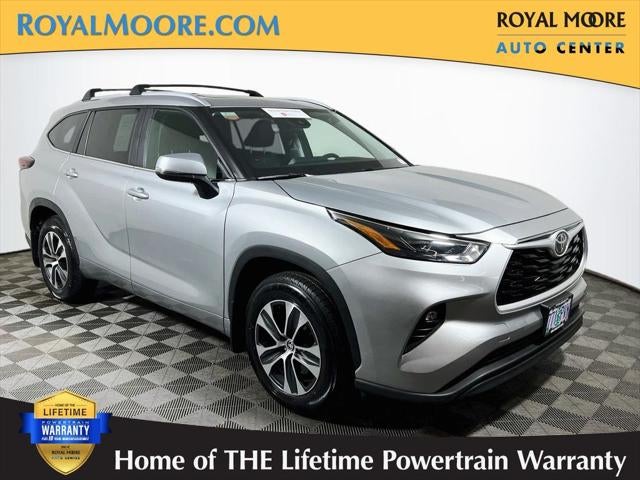 2024 Toyota Highlander XLE