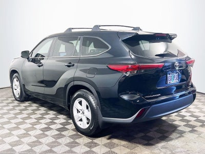 2023 Toyota Highlander LE