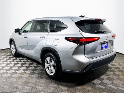 2024 Toyota Highlander LE