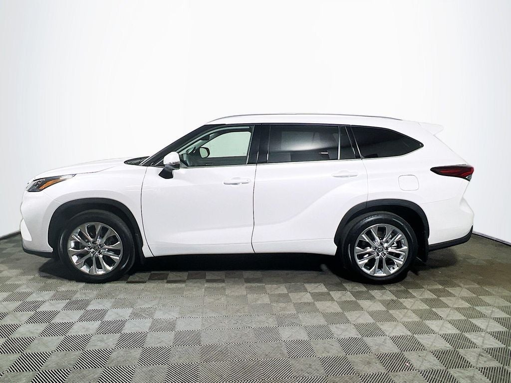 2025 Toyota Highlander Limited