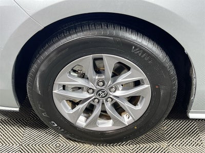 2024 Toyota Sienna LE 8 Passenger