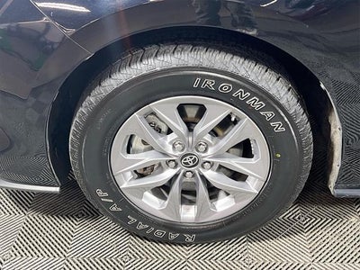 2024 Toyota Sienna LE 8 Passenger