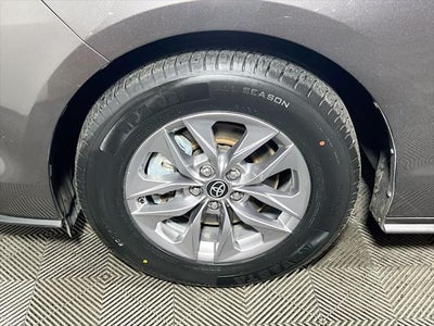 2023 Toyota Sienna LE 8 Passenger
