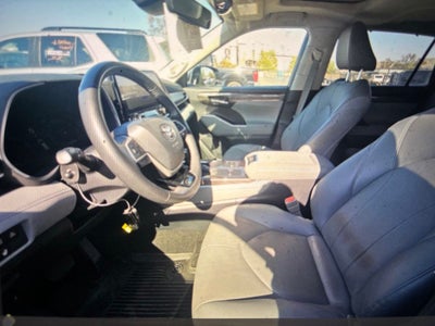 2023 Toyota Highlander Hybrid Limited