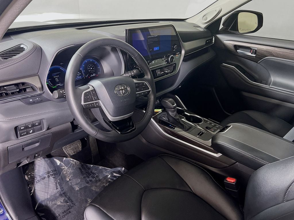 2025 Toyota Highlander Hybrid Limited