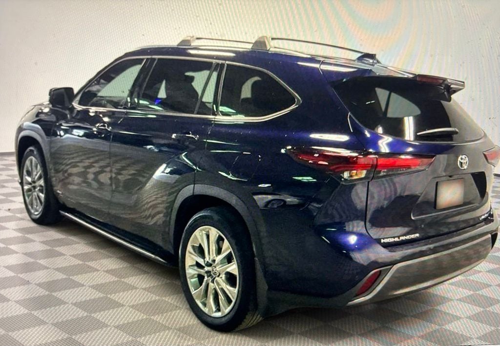 2025 Toyota Highlander Hybrid Limited