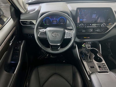 2025 Toyota Highlander Hybrid Limited