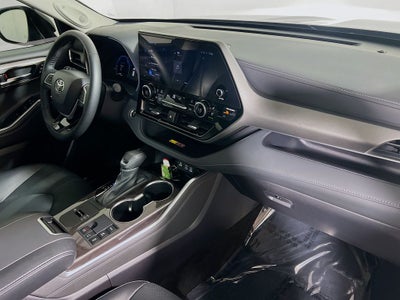 2025 Toyota Highlander Hybrid Limited