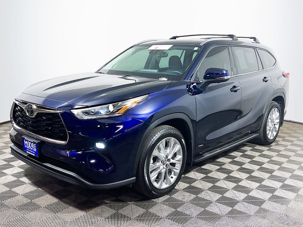 2025 Toyota Highlander Hybrid Limited