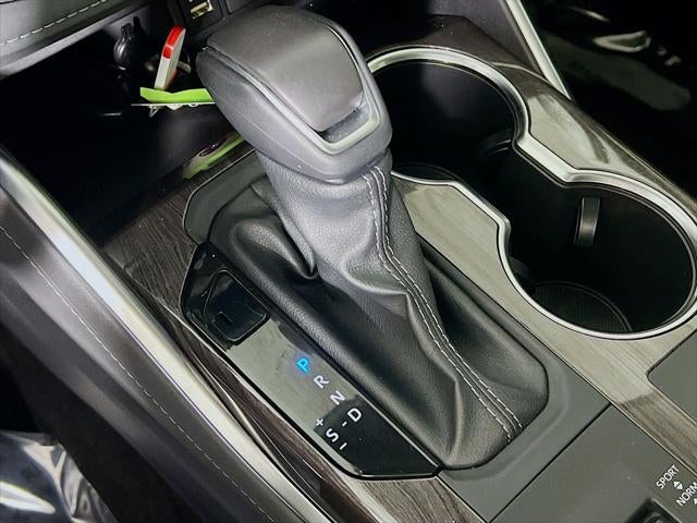 2025 Toyota Highlander Hybrid Limited