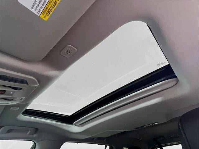 2025 Toyota Highlander Hybrid Limited