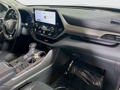 2025 Toyota Highlander Hybrid Limited