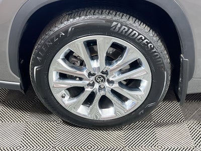 2025 Toyota Highlander Hybrid Limited