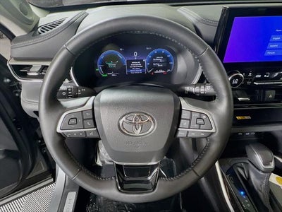 2025 Toyota Highlander Hybrid Limited