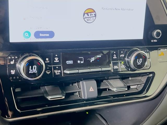 2025 Toyota Highlander Hybrid Limited