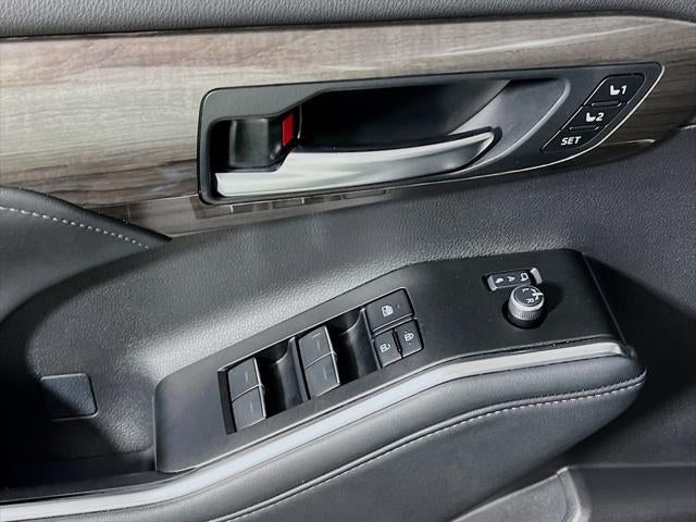 2025 Toyota Highlander Hybrid Limited