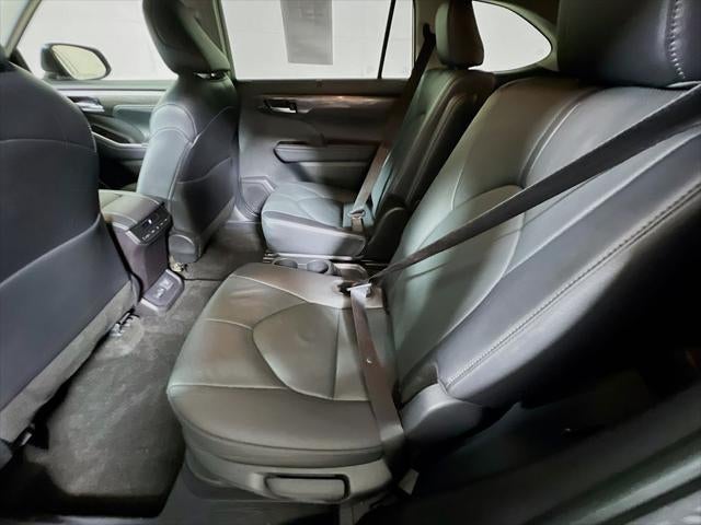 2025 Toyota Highlander Hybrid Limited