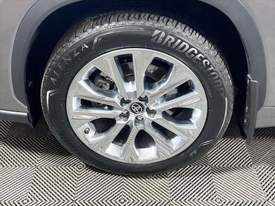 2025 Toyota Highlander Hybrid Limited