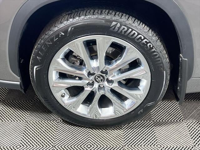 2025 Toyota Highlander Hybrid Limited