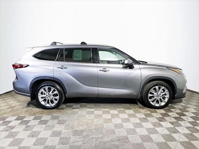 2025 Toyota Highlander Hybrid Limited
