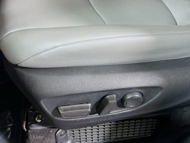 2025 Toyota Sienna XLE 8 Passenger