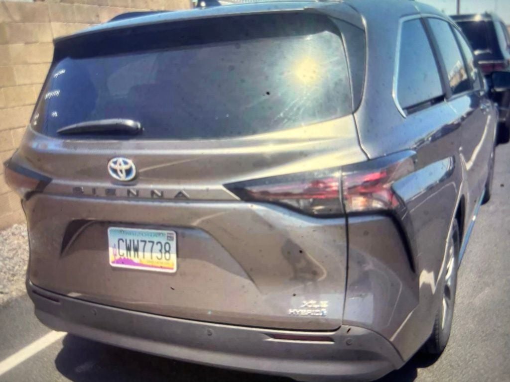 2024 Toyota Sienna XLE 8 Passenger
