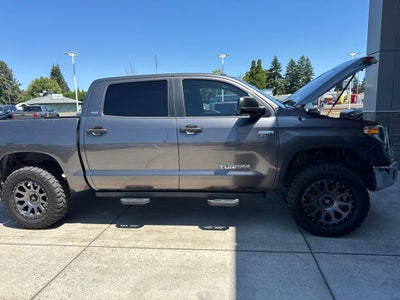 2018 Toyota Tundra SR5 5.7L V8