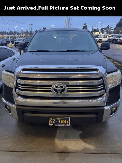 2017 Toyota Tundra SR5 5.7L V8