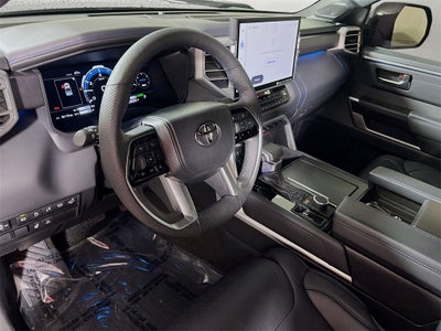 2023 Toyota Tundra Hybrid Platinum