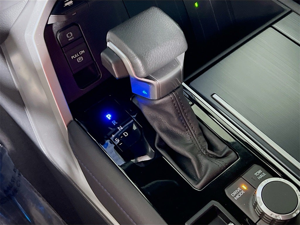 2023 Toyota Tundra Hybrid Platinum