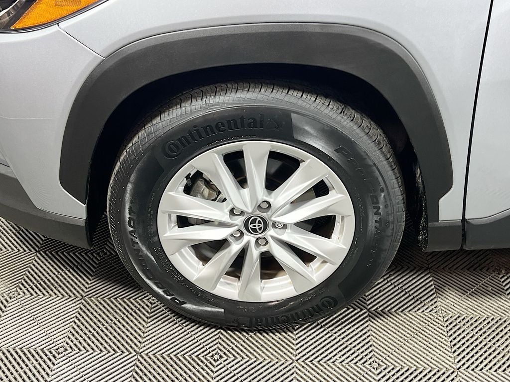 2023 Toyota Corolla Cross LE