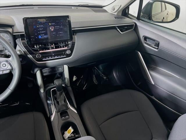 2025 Toyota Corolla Cross LE