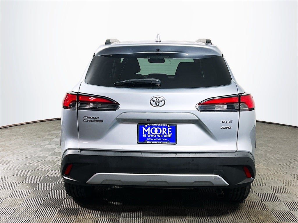 2023 Toyota Corolla Cross XLE