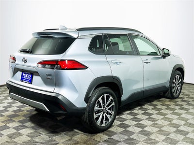2023 Toyota Corolla Cross XLE