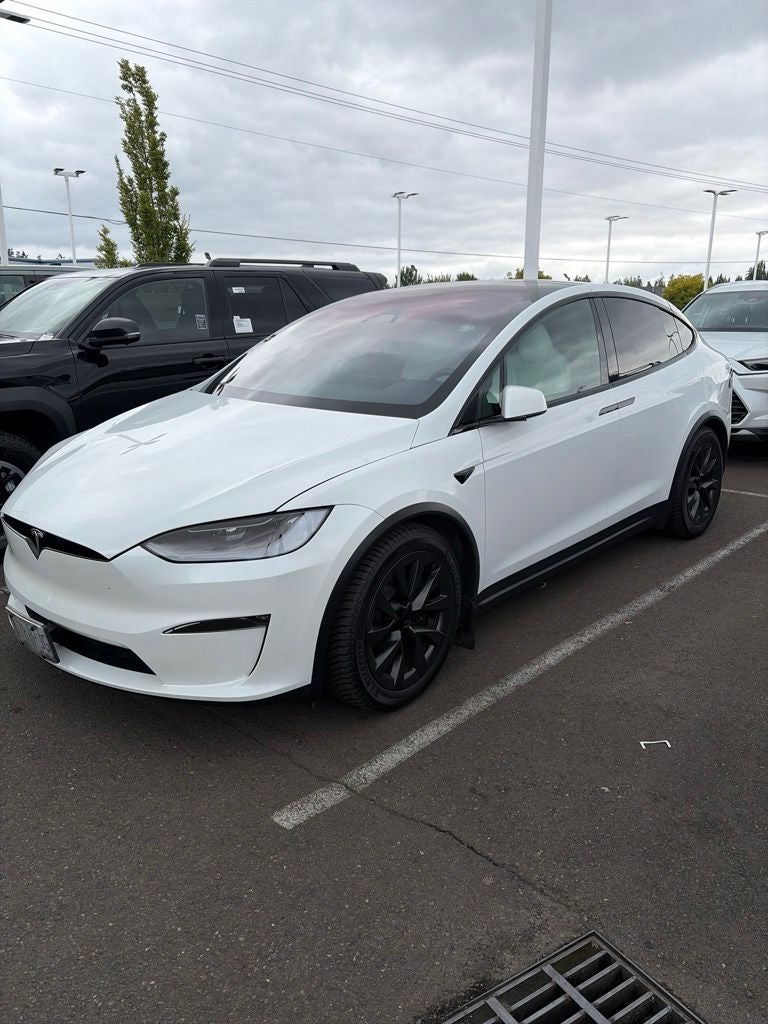 2023 Tesla Model X Standard Range
