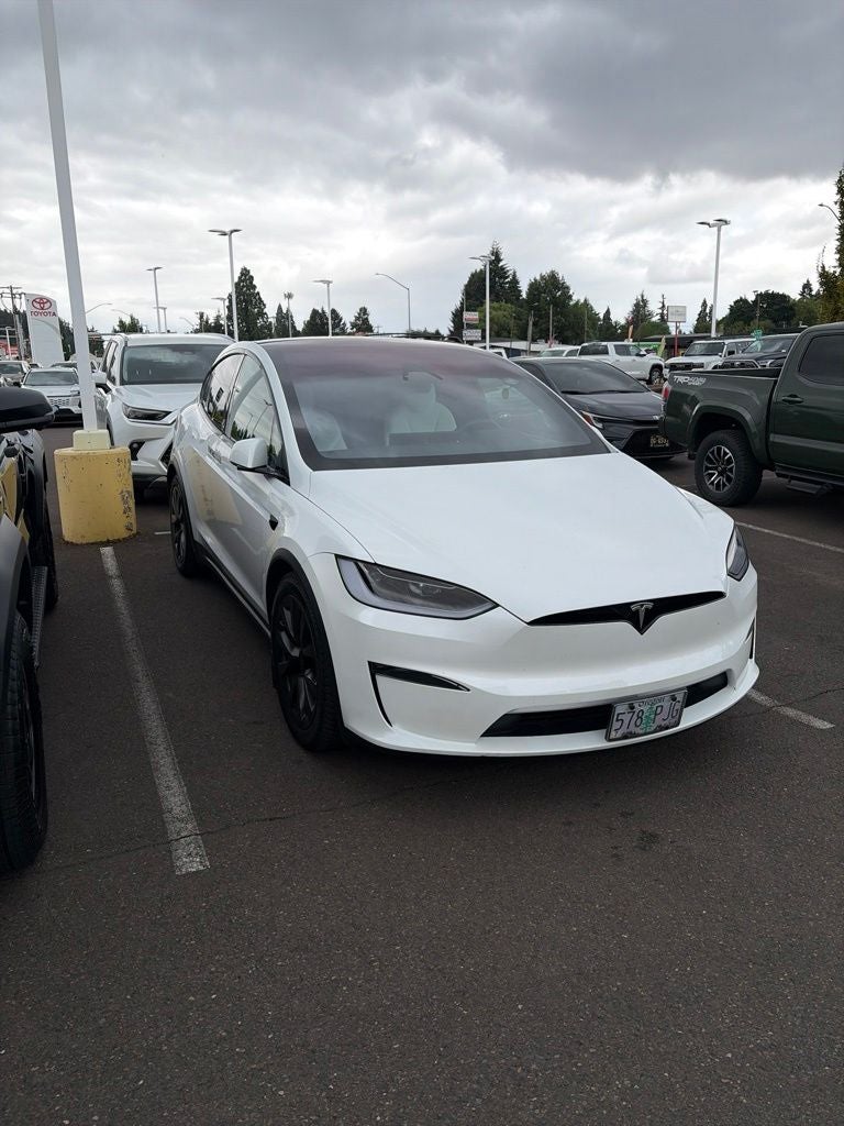 2023 Tesla Model X Standard Range