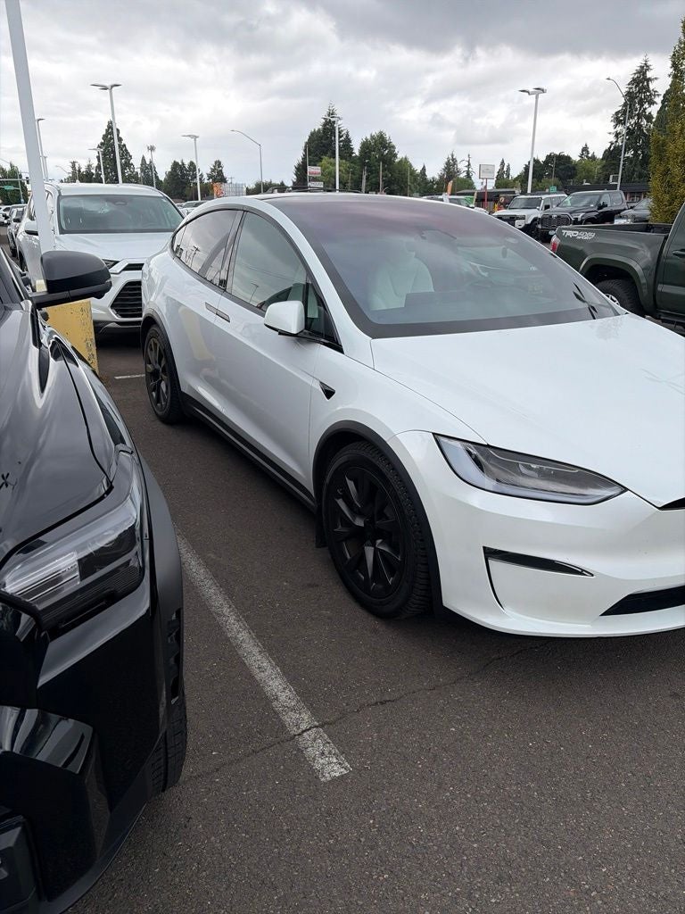 2023 Tesla Model X Standard Range