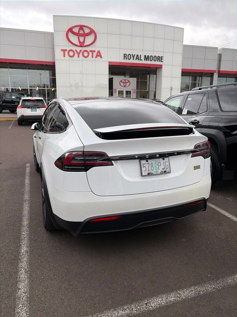 2023 Tesla Model X Standard Range