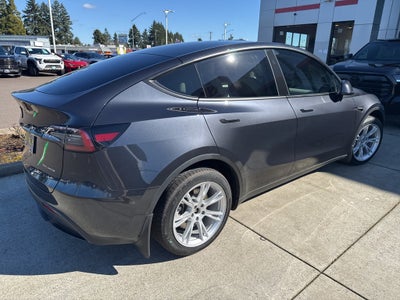 2024 Tesla Model Y Long Range